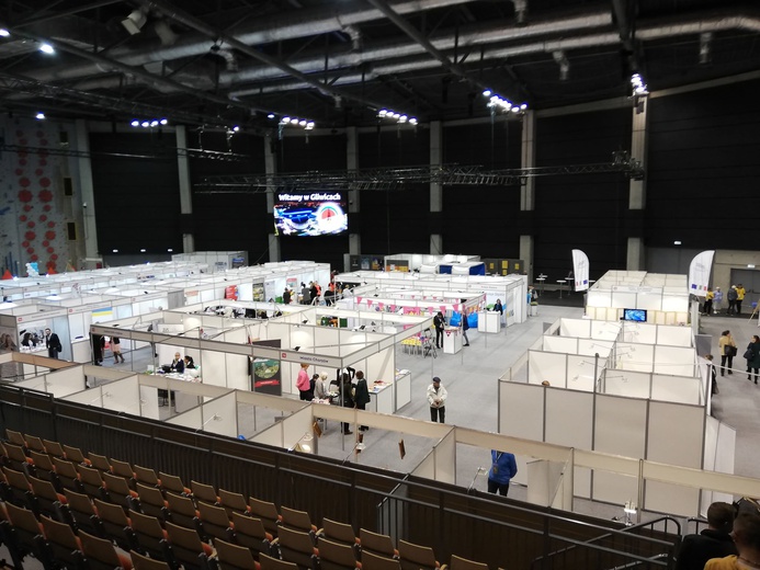 Arena Gliwice. Trwa Silver Silesia, czyli I Wojewódzka Konferencja Senioralna i Targi Seniora