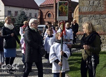 Pielgrzymka dzieci do Piotrówka