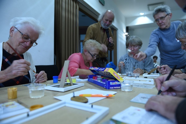 Rekolekcje dla seniorów - warsztaty plastyczne