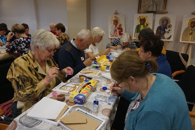 Rekolekcje dla seniorów - warsztaty plastyczne