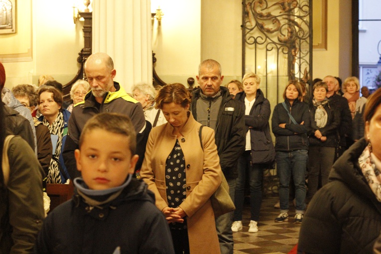 Nawiedzenie figury św. Michała Archanioła z Gargano