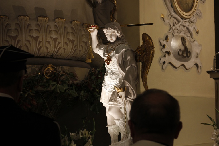 Nawiedzenie figury św. Michała Archanioła z Gargano