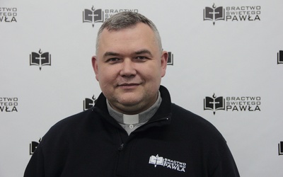 Do wspólnej modlitwy w intencji kapłanów zaprasza ks. Krzysztof Ławrukajtis.