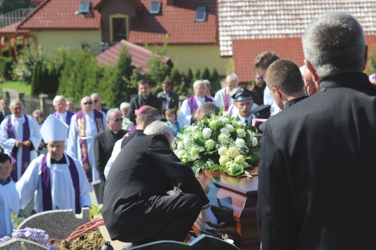 Pogrzeb śp. ks. prał. Stanisława Jaska w Węglówce