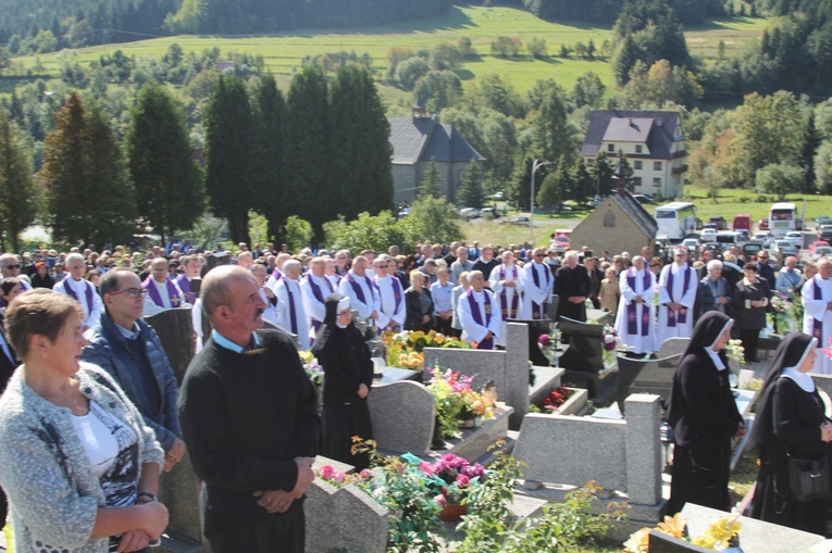 Pogrzeb śp. ks. prał. Stanisława Jaska w Węglówce