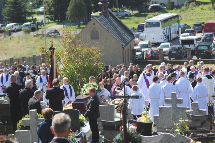 Pogrzeb śp. ks. prał. Stanisława Jaska w Węglówce