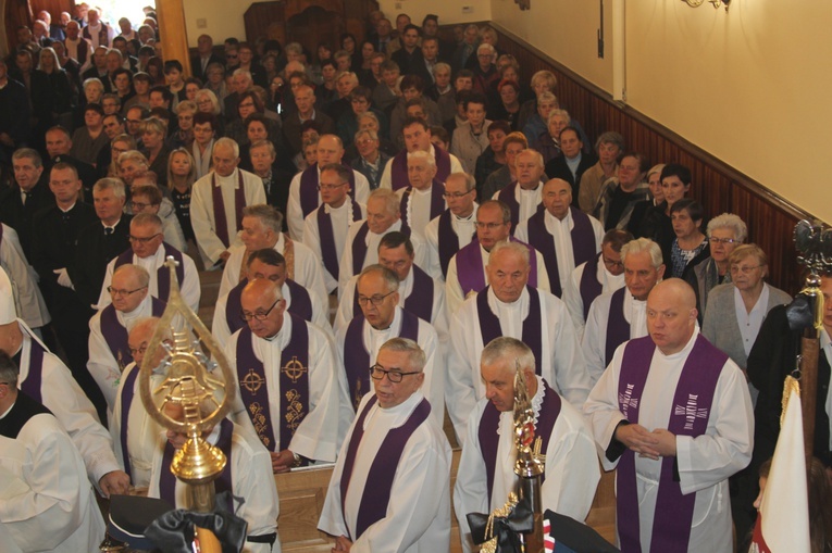 Pogrzeb śp. ks. prał. Stanisława Jaska w Węglówce