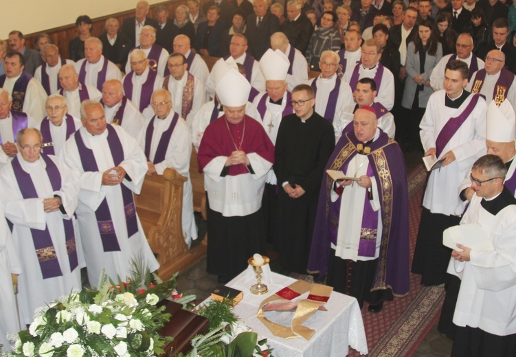 Pogrzeb śp. ks. prał. Stanisława Jaska w Węglówce