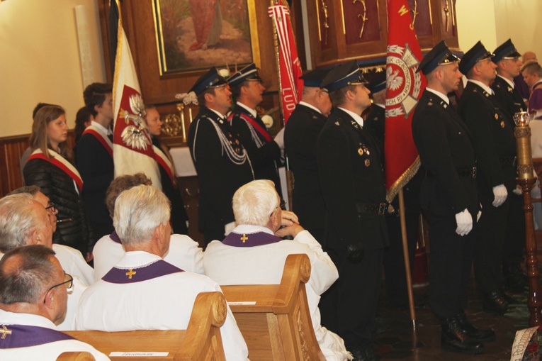 Pogrzeb śp. ks. prał. Stanisława Jaska w Węglówce