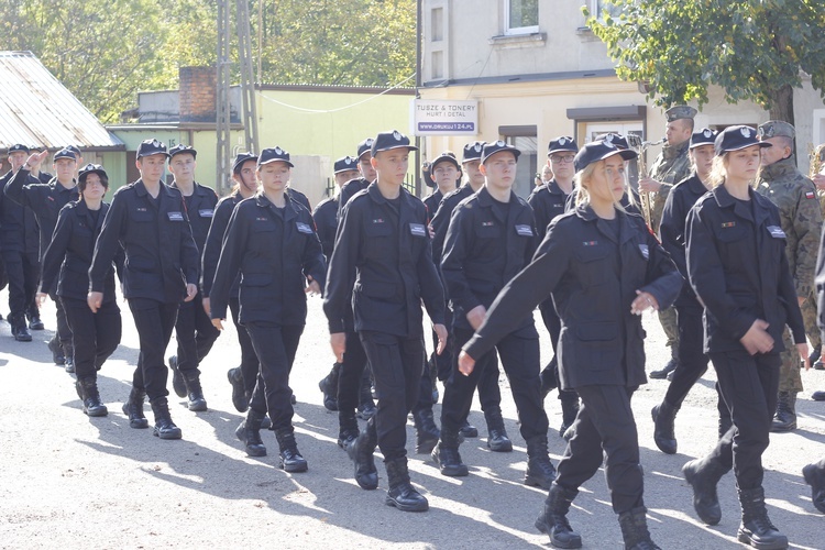 Ślubowanie pierwszoklasistów Technikum Zawodowego ZDZ w Nowym Mieście nad Pilicą