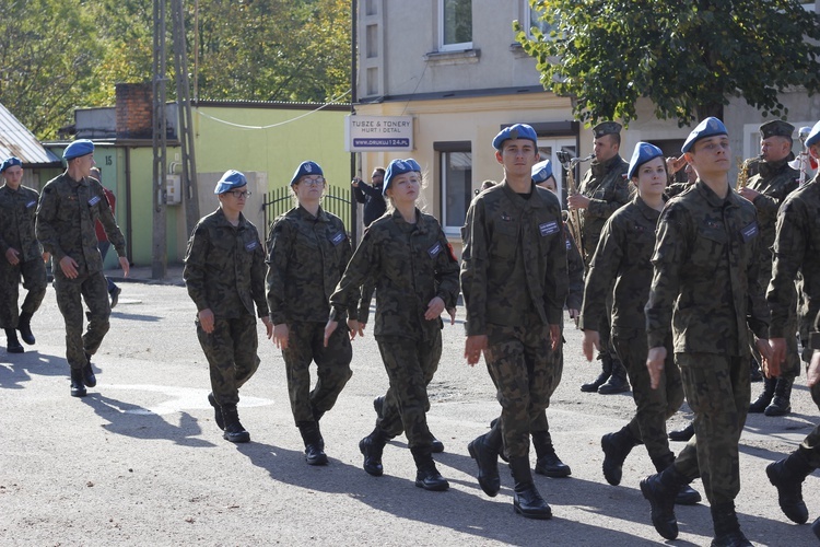 Ślubowanie pierwszoklasistów Technikum Zawodowego ZDZ w Nowym Mieście nad Pilicą