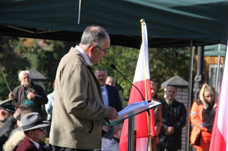 Odsłonięcie pomnika ks. Gurgacza w Łabowej