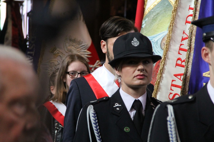 Odsłonięcie pomnika ks. Gurgacza w Łabowej