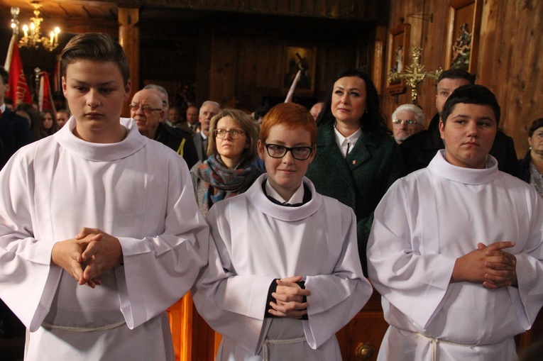 Odsłonięcie pomnika ks. Gurgacza w Łabowej