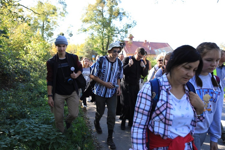 Pielgrzymka trzebnicka 2019 - cz. 15 (Bagno - Trzebnica)