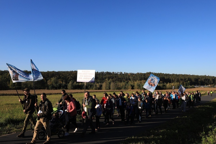 Pielgrzymka trzebnicka 2019 - cz. 15 (Bagno - Trzebnica)