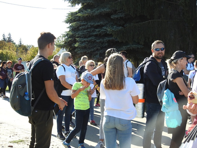 Pielgrzymka trzebnicka 2019 - cz. 17 (Oborniki Śląskie - Trzebnica)