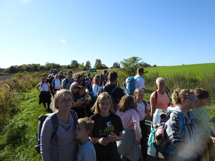 Pielgrzymka trzebnicka 2019 - cz. 17 (Oborniki Śląskie - Trzebnica)