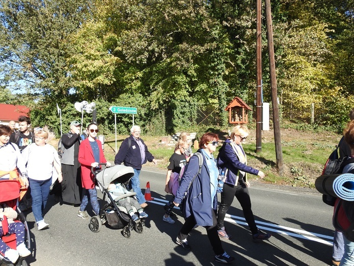 Pielgrzymka trzebnicka 2019 - cz. 17 (Oborniki Śląskie - Trzebnica)