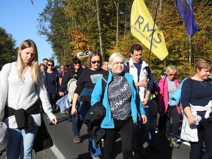 Pielgrzymka trzebnicka 2019 - cz. 17 (Oborniki Śląskie - Trzebnica)