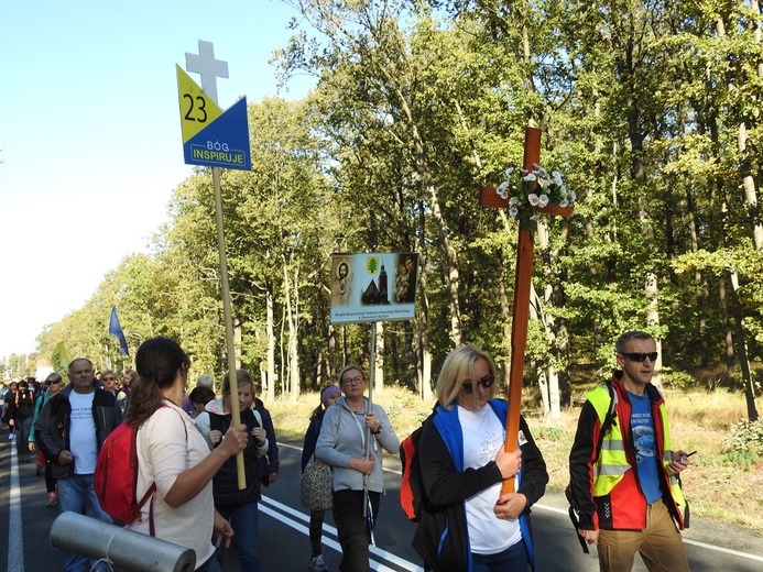 Pielgrzymka trzebnicka 2019 - cz. 17 (Oborniki Śląskie - Trzebnica)