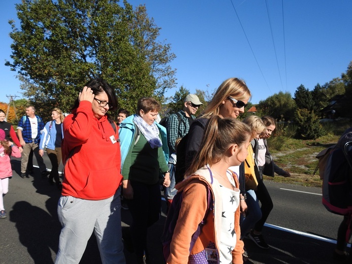 Pielgrzymka trzebnicka 2019 - cz. 17 (Oborniki Śląskie - Trzebnica)