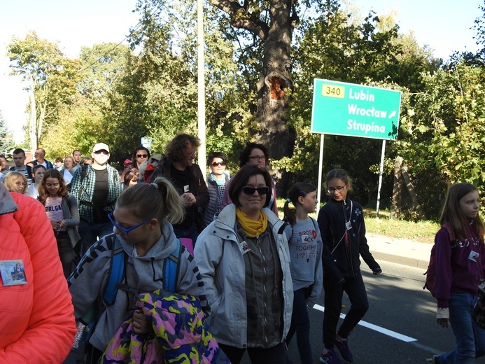 Pielgrzymka trzebnicka 2019 - cz. 17 (Oborniki Śląskie - Trzebnica)