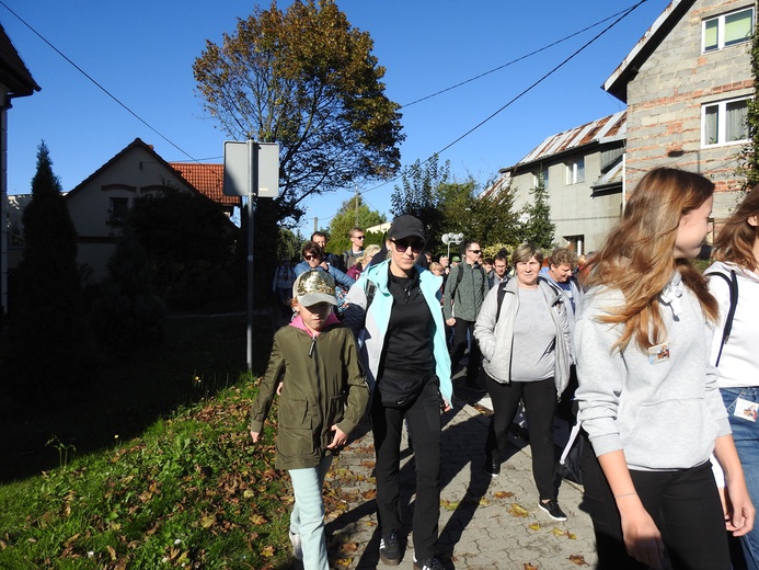 Pielgrzymka trzebnicka 2019 - cz. 17 (Oborniki Śląskie - Trzebnica)