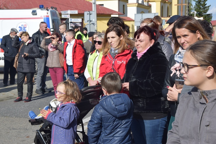 Ślubowanie pierwszoklasistów Technikum Zawodowego ZDZ w Nowym Mieście nad Pilicą