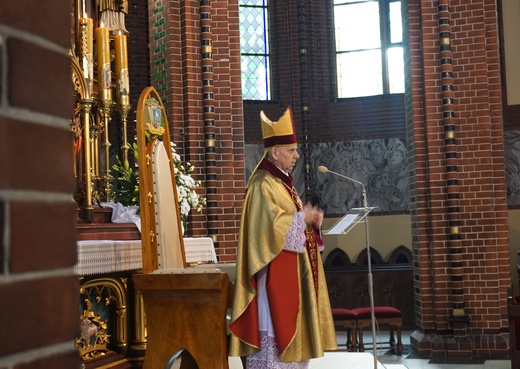 XIX Dzień Papieski w gliwickiej katedrze