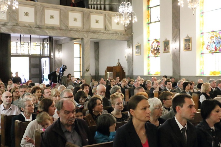 Kraków. Inauguracja sanktuarium Matki Bożej Płaszowskiej