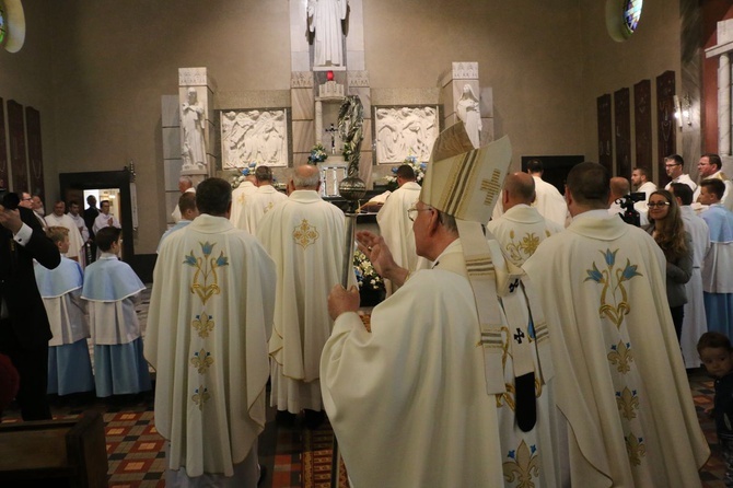 Kraków. Inauguracja sanktuarium Matki Bożej Płaszowskiej