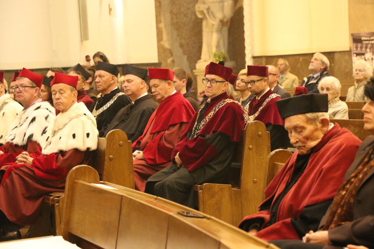 Katowice. Inauguracja roku akademickiego i wręczenie Lux ex Silesia