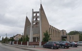 Kościół z izbą pamięci w Łagiewnikach Wielkich