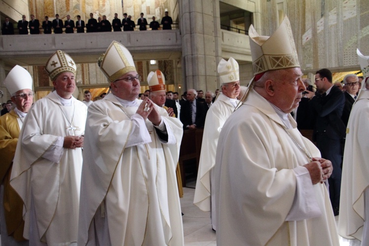 Doktorat honoris causa UPJPII dla kard. Zenona Grocholewskiego