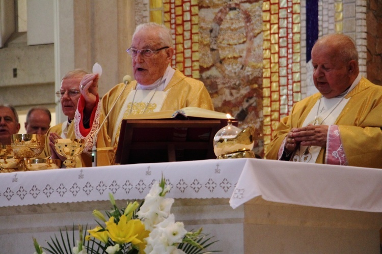 Doktorat honoris causa UPJPII dla kard. Zenona Grocholewskiego