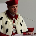 Doktorat honoris causa UPJPII dla kard. Zenona Grocholewskiego