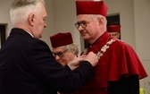 Doktorat honoris causa UPJPII dla kard. Zenona Grocholewskiego