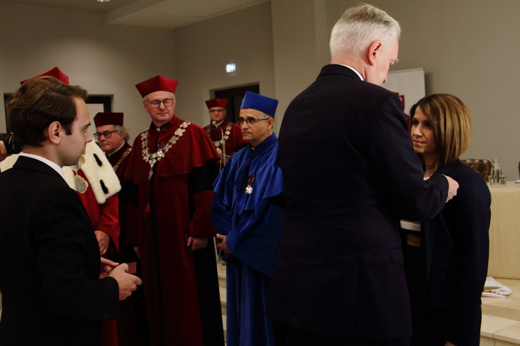 Doktorat honoris causa UPJPII dla kard. Zenona Grocholewskiego