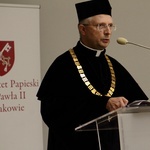Doktorat honoris causa UPJPII dla kard. Zenona Grocholewskiego