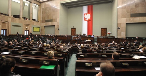 Co na temat ważnych kwestii etycznych myślą wybrani w ostatnich wyborach parlamentarzyści?