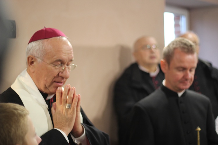 PoświęceniaMuzeum dokonał bp Andrzej F. Dziuba