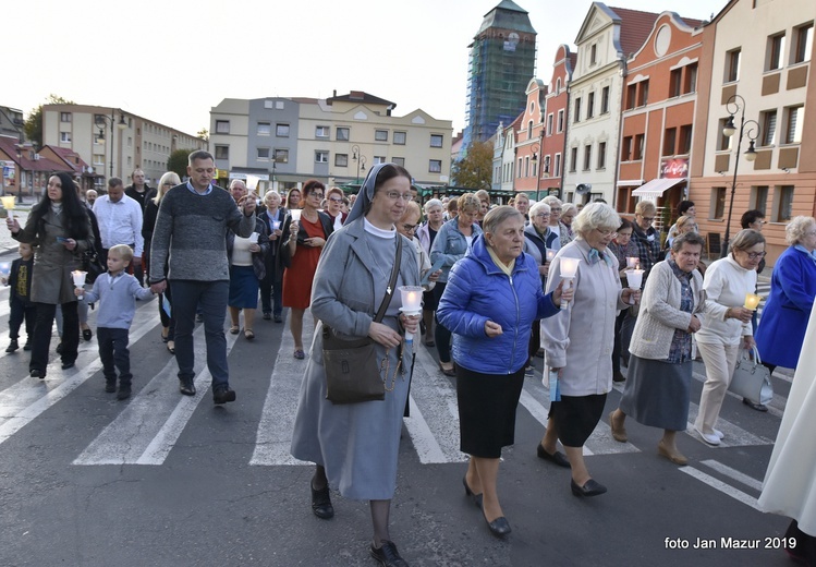 Nabożeństwo fatimskie w Żaganiu