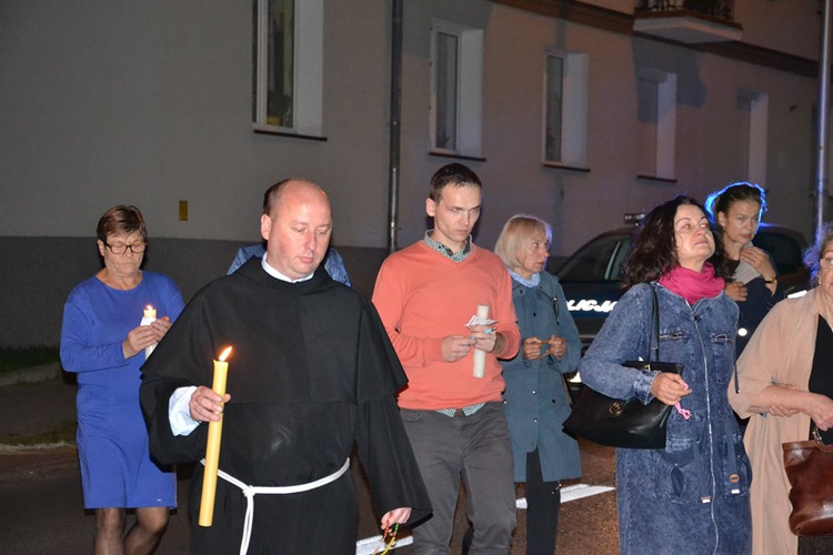 Nabożeństwo fatimskie u zielonogórskich franciszkanów