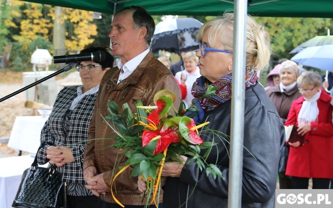 Wmurowanie kamienia węgielnego w Grabiku