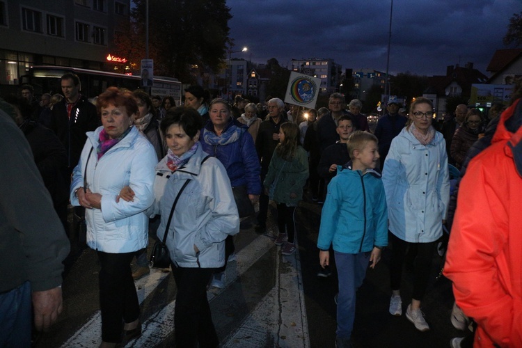 Pielgrzymka mieszkańców Trzebnicy do grobu św. Jadwigi