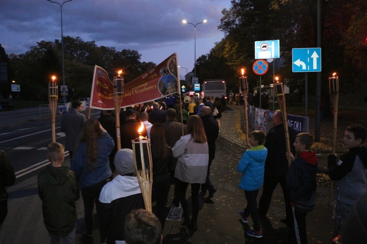 Pielgrzymka mieszkańców Trzebnicy do grobu św. Jadwigi