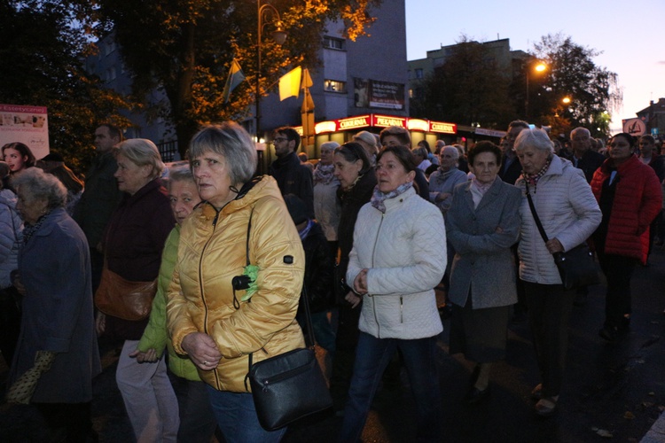 Pielgrzymka mieszkańców Trzebnicy do grobu św. Jadwigi