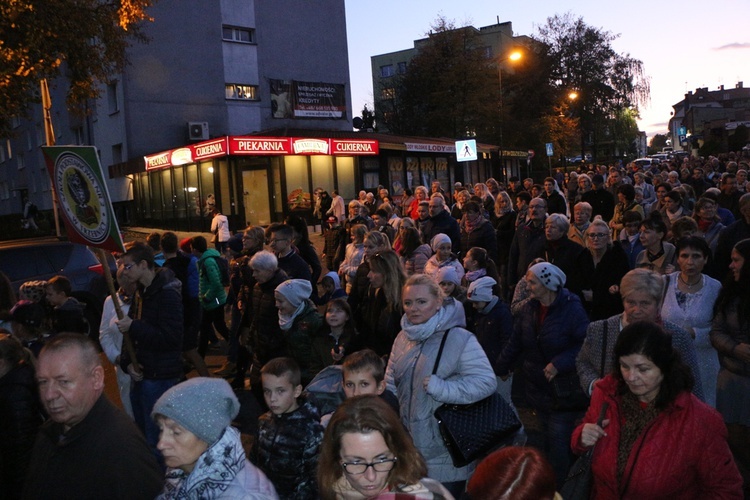 Pielgrzymka mieszkańców Trzebnicy do grobu św. Jadwigi