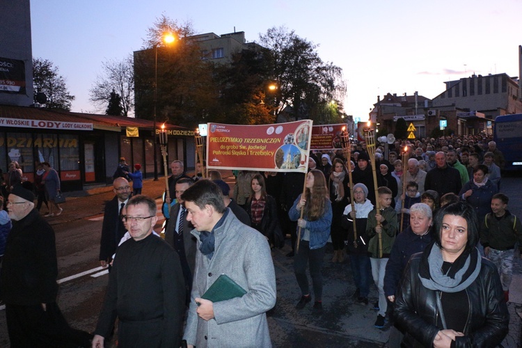 Pielgrzymka mieszkańców Trzebnicy do grobu św. Jadwigi